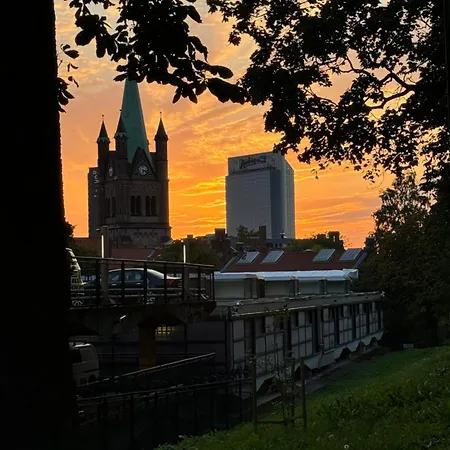 Relaxed Living No 03 Hillside