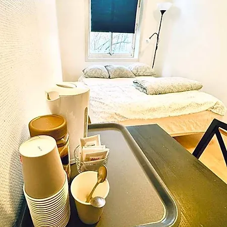 Relaxed Living No 03 Hillside