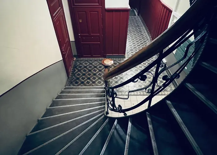 Relaxed Living No 03 Hillside *